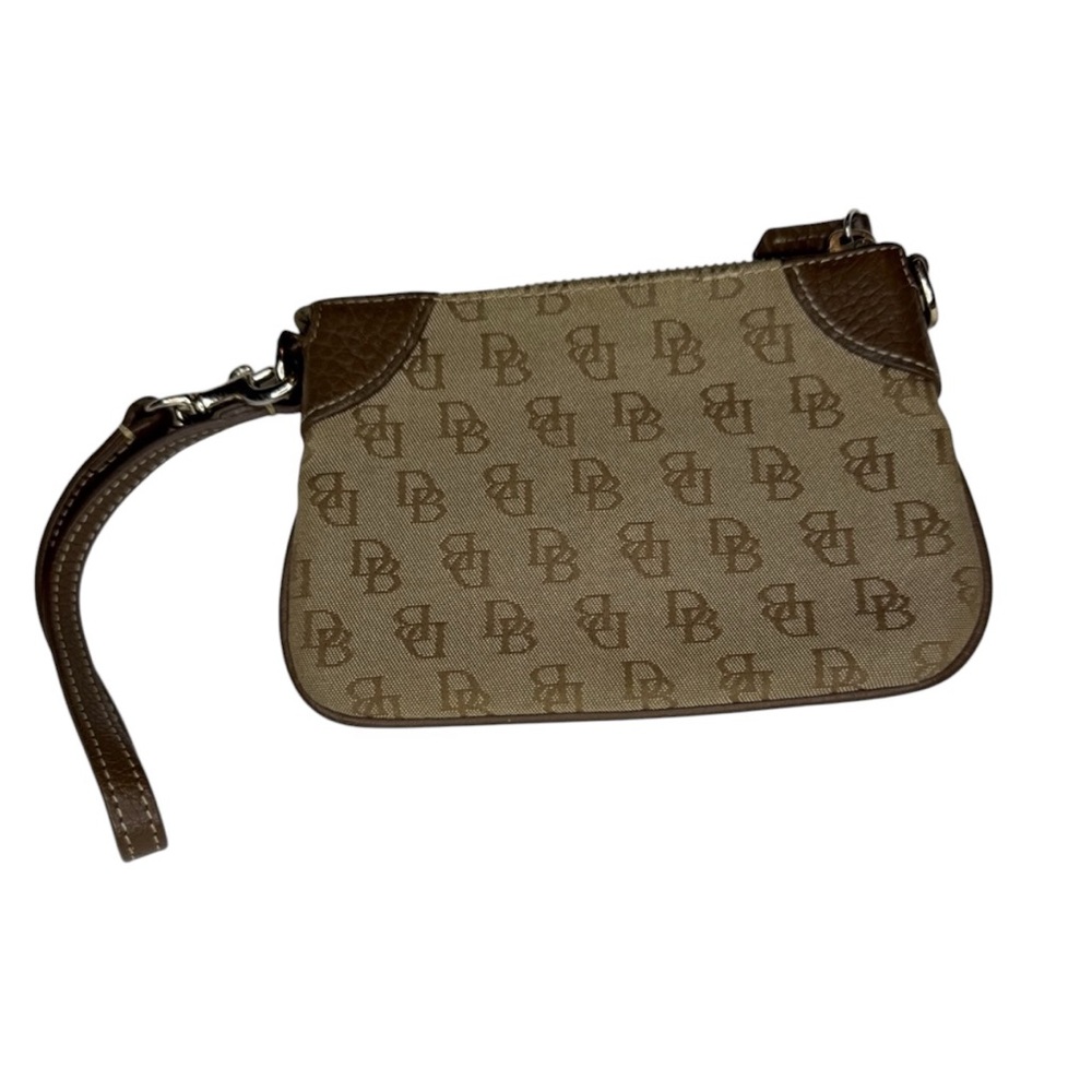 Dooney & Bourke Wristlet